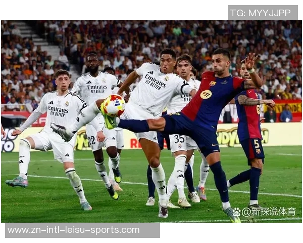 纳斯里:巴黎统治力显著下半场压制巴萨几乎窒息 纳斯里:巴黎统治力显著下半场压制巴萨几乎窒息