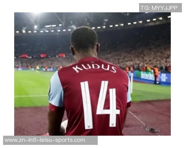 弗兰克盛赞西蒙斯表现出色并对特尔和库杜斯的进球感到欣喜 弗兰克盛赞西蒙斯表现出色并对特尔和库杜斯的进球感到欣喜