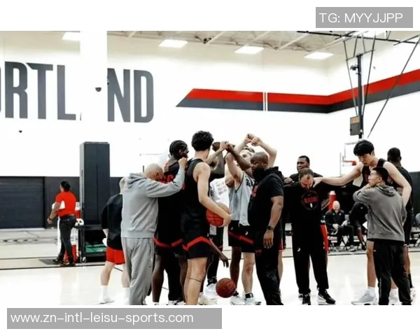 克林根状态低迷是否与伤病有关对手轻松得分引发关注